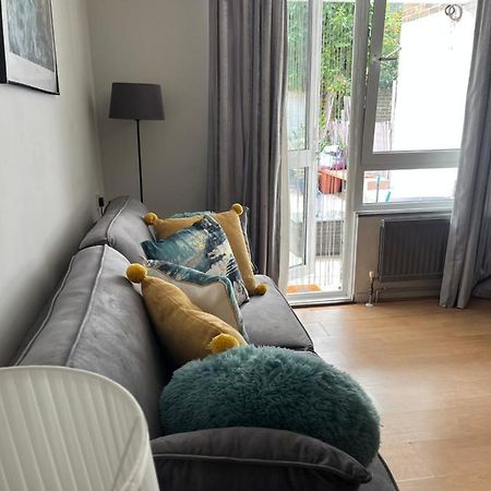 1 Bedroom Garden Flat Zone 2 London Exterior foto