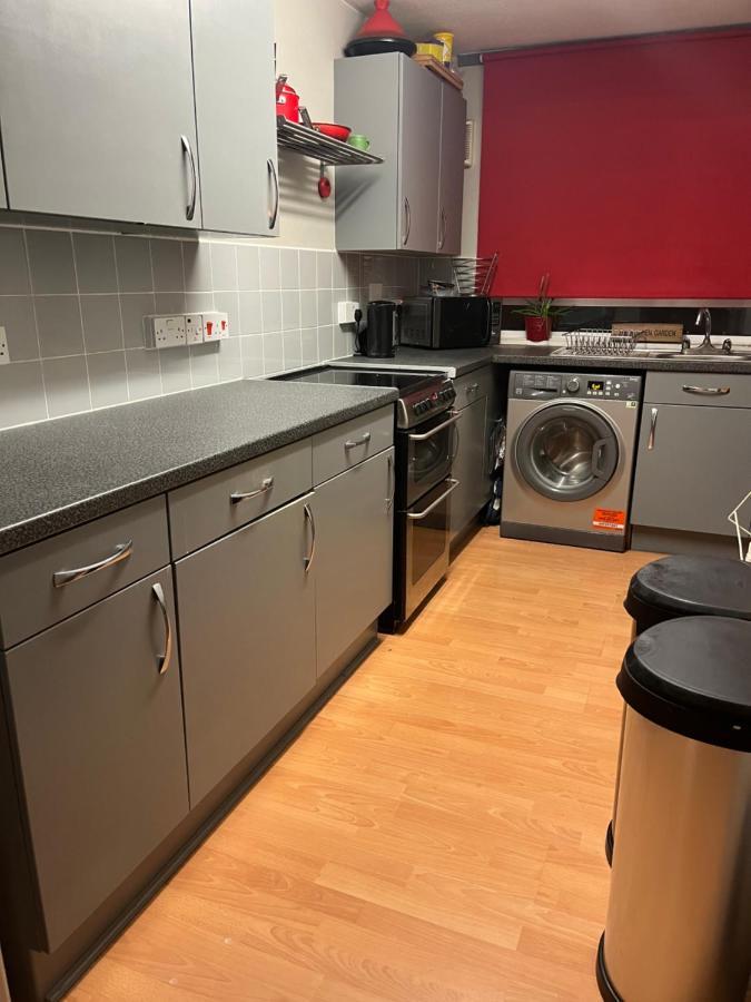 1 Bedroom Garden Flat Zone 2 London Exterior foto