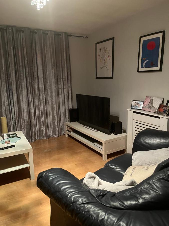1 Bedroom Garden Flat Zone 2 London Exterior foto