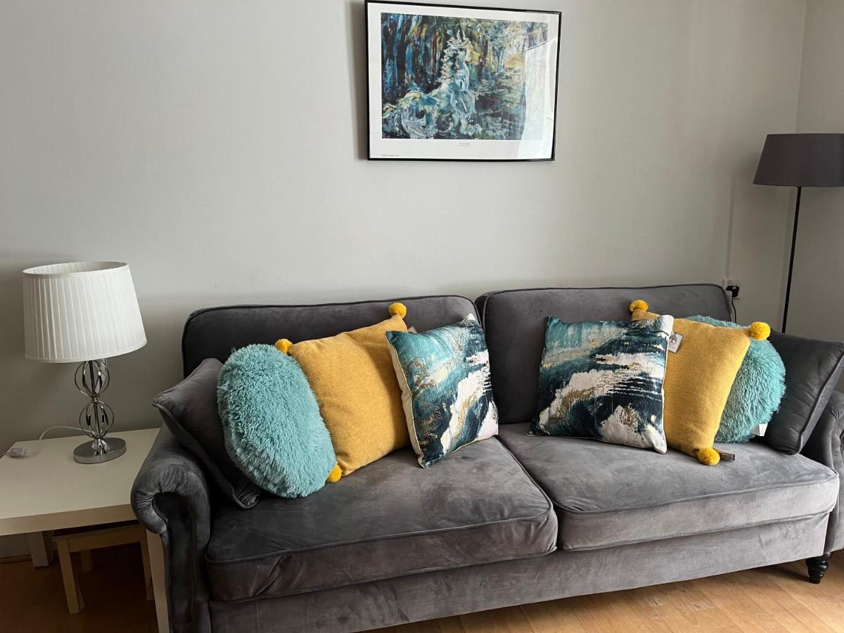 1 Bedroom Garden Flat Zone 2 London Exterior foto