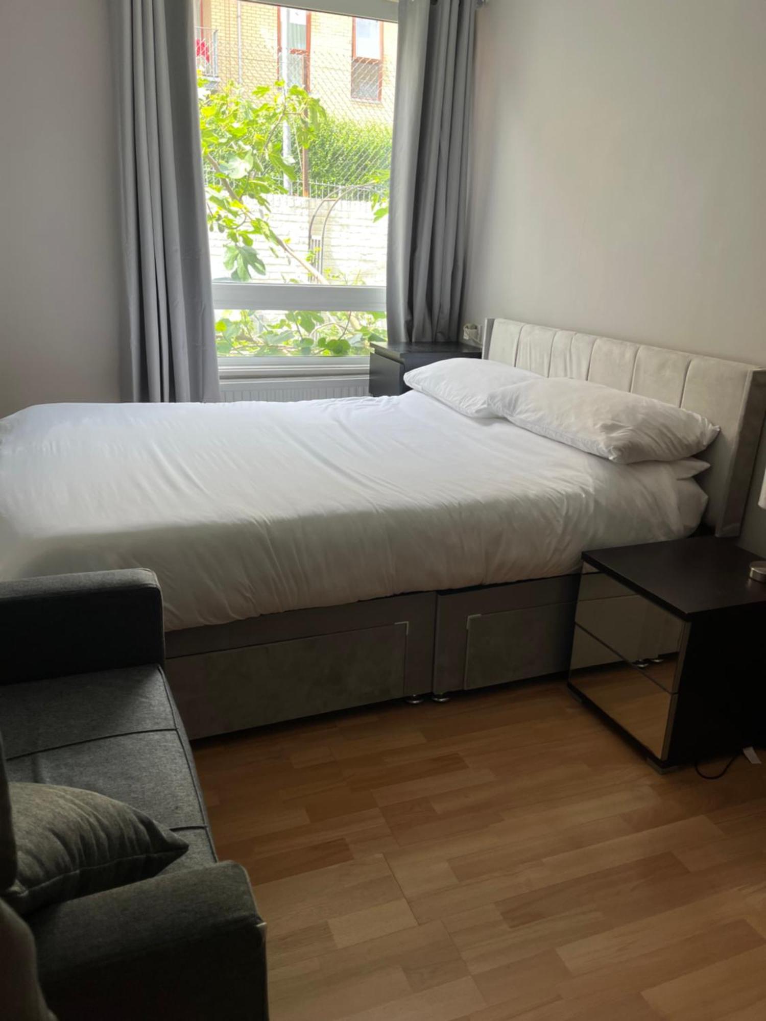 1 Bedroom Garden Flat Zone 2 London Exterior foto
